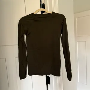 Lululemon Rest Less Pullover Green‎ Long Sleeve Crewneck Workout Top seamless thumbnail 4