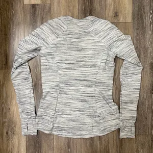 Lululemon Athletics Runderful Long Sleeve thumbnail 11