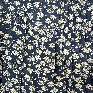 Ruffled Collar V-neck Pleated Button Up Floral Print Lightweight Navy Blue White thumbnail 7