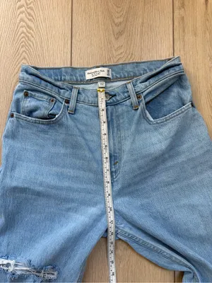 Abercrombie & Fitch 90’s Straight Ultra High Rise Curve Light Wash Distressed 28 thumbnail 7