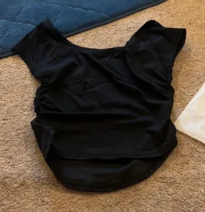 NWOT halara sport tee small thumbnail 1