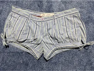 American Eagle Outfitters Women's Low Rise Striped Shorts Medium thumbnail 5