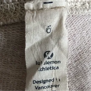 LuluLemon Sweat Pants with zip pockets 6 & Top Sz 4 thumbnail 7