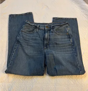 Universal Thread dark wash Jeans thumbnail 1