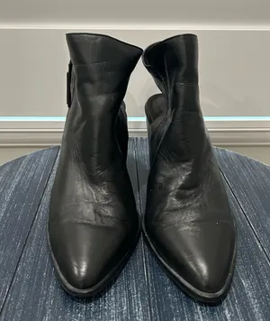 Gianni Bini Leather Block Heels thumbnail 2
