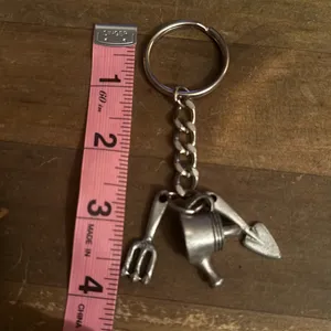 Vintage 1993 Seagull Canada gardening keychain thumbnail 3