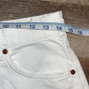 Zara Womens Frayed Hem High Rise Button Fly Denim Shorts‎ White Size 8 thumbnail 6