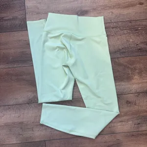 Alo Yoga High Waist Airlift Leggings Mint Green S 26."5 Inseam Activewear Yoga thumbnail 4