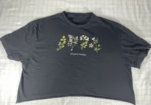 Wildflowers Cropped Graphic T-Shirt Black Raw Hem Floral Boxy Short Sleeve thumbnail 1