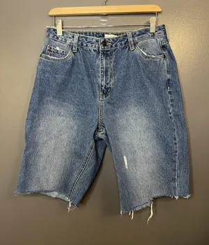 Avec Les Filles Shorts Womens 30 Blue Denim Bermuda Cutoff Raw Hem Casual thumbnail 1