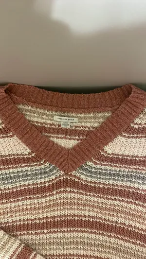 American Eagle Sweater thumbnail 1
