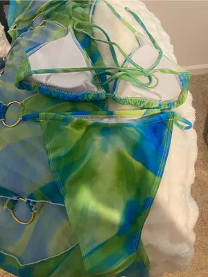 Bikini 3 Piece Set Size XS, Bikini & Coverup A-B Cup Padded cups..Excel. cond. thumbnail 4