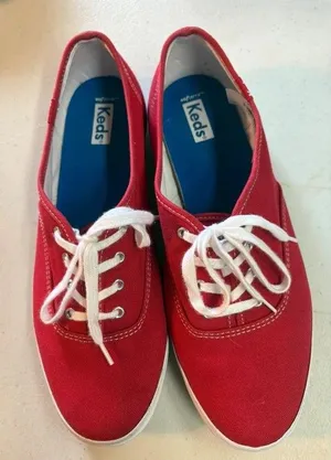 Keds women’s size 10 red tennis shoes thumbnail 1
