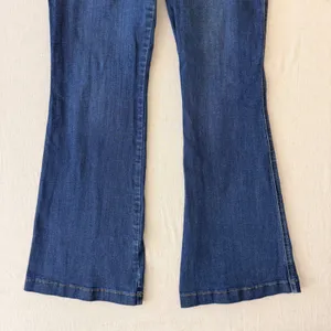 Spanx Flare Jeans Womens XL Petite Blue Pull On High Rise Stretch Denim thumbnail 5