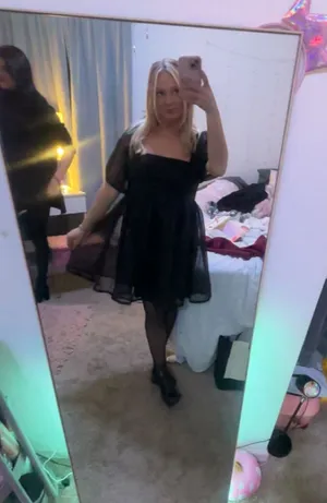 TCEC Dress thumbnail 1