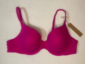 SKIMS T-Shirt Bra NWT 38A thumbnail 2