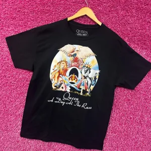 Queen A Day at the Races Album Cover Art Pop Rock Tee large thumbnail 3
