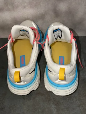Hoka One One Bondi 8 Women’s Wide Sneakers Blanc De Blanc/Swim Day Size 7.5D thumbnail 4