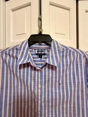 Tommy Hilfiger Women's Relaxed Fit Striped Short Sleeve Button-Down Shirt thumbnail 3