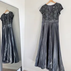 La Femme 26447 Two Tone Satin A-Line V-Neck Gown Platinum Silver Gray thumbnail 2