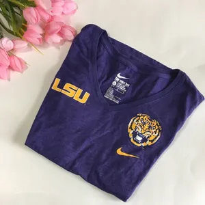 Nike Tigers LSU tigers short sleeve graphic shirt size large thumbnail 2