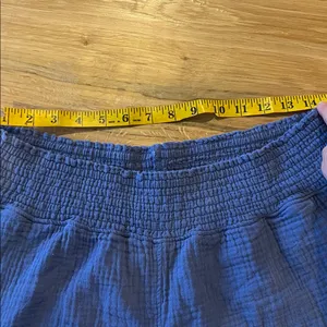 So very Comfy Blue Gauzy 100% Cotton Stretchy Shorts Womens Large thumbnail 9