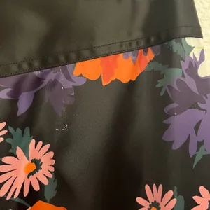 STAUD Austin Pants Size 4 Satin Floral‎ Bloom Flares Black Daisy Retro Festival thumbnail 15