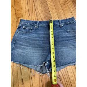 J. Crew Low-rise Frayed Denim Shorts Size 29‎ thumbnail 6