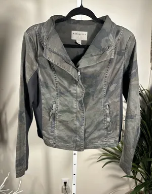 N123. Marrakech camo moto jacket, women’s size Small Green thumbnail 1