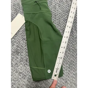 Lululemon Women's Green No Line HR Run Short Zip Pocket Size 0 NWT thumbnail 8