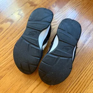 Nike Black and White Sneakers thumbnail 5
