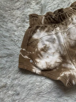 Lululemon Athletica Inner Glow Tie-Dye High-Waist Athletic Shorts Size 2 thumbnail 8