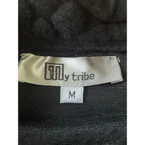 “My Tribe”black textured pencil skirt size M stretch snakeskin pattern thumbnail 2