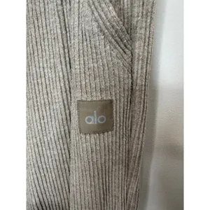 Alo Yoga Muse Ribbed Jogger Sweatpants Gravel Heather Sz S thumbnail 5