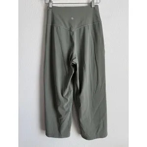Lululemon Align‎ Wide Leg Crop Grey Sage Women's Size 6 High Rise Nulu Athletic thumbnail 5