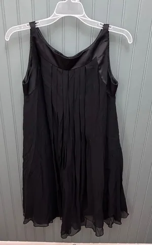 Maggy London Black 100% Silk Pleated Chiffon Cocktail Dress Sleeveless Size 4‎ thumbnail 1