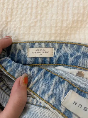 Boyfriend Jeans thumbnail 3