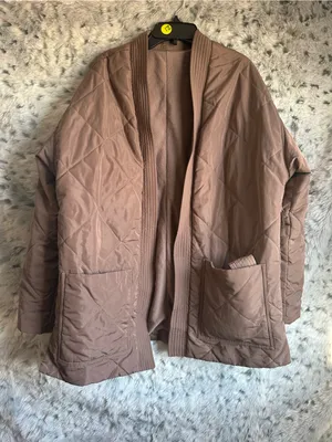 659. Alo Yoga Urbanite Wrap Puffer med Jacket Mushroom thumbnail 4