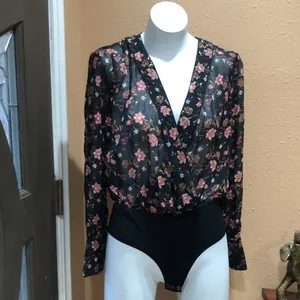 J.O.A. Floral long sleeve open back bodysuit thumbnail 4