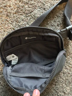 Lululemon Belt Bag thumbnail 2