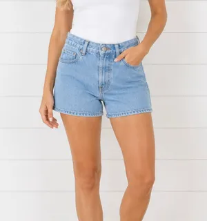Zara high rise jean shorts 5” inseam size 4 thumbnail 6