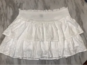 NWOT Wild Fable White Eyelet Ruffle Skort Smocked Waist L thumbnail 1