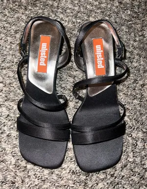 Y2K unlisted kitten heels thumbnail 1
