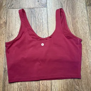 90 Degree by Reflex Women L Burgundy V-Neck Cropped Active Tank Top Built in Bra thumbnail 5