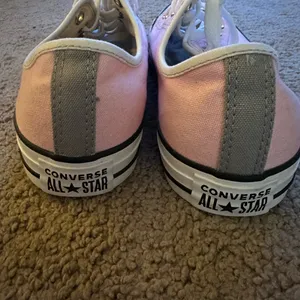 Chuck Taylor’s All Stars Converse Unisex low-tops 8.5/10.5 Pink and Gray thumbnail 6