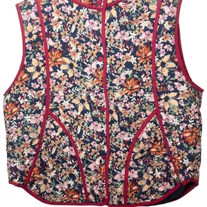 NWT Dokotoo Floral Quilted Puffer Vest Navy Burgundy Trim Snap Front‎ Sz XL thumbnail 6