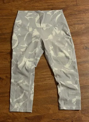 Lululemon Leggings thumbnail 1