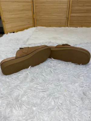 LifeStride Life Stride tan Gillian clogs slip ons woman’s size 7 comfort thumbnail 5