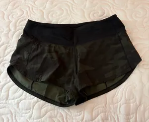 Lululemon Speed Shorts 2.5" thumbnail 1