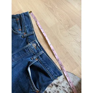 RE/DONE 90's Mid Rise Loose Jeans‎ in Rustic Idigo Size 27 thumbnail 7